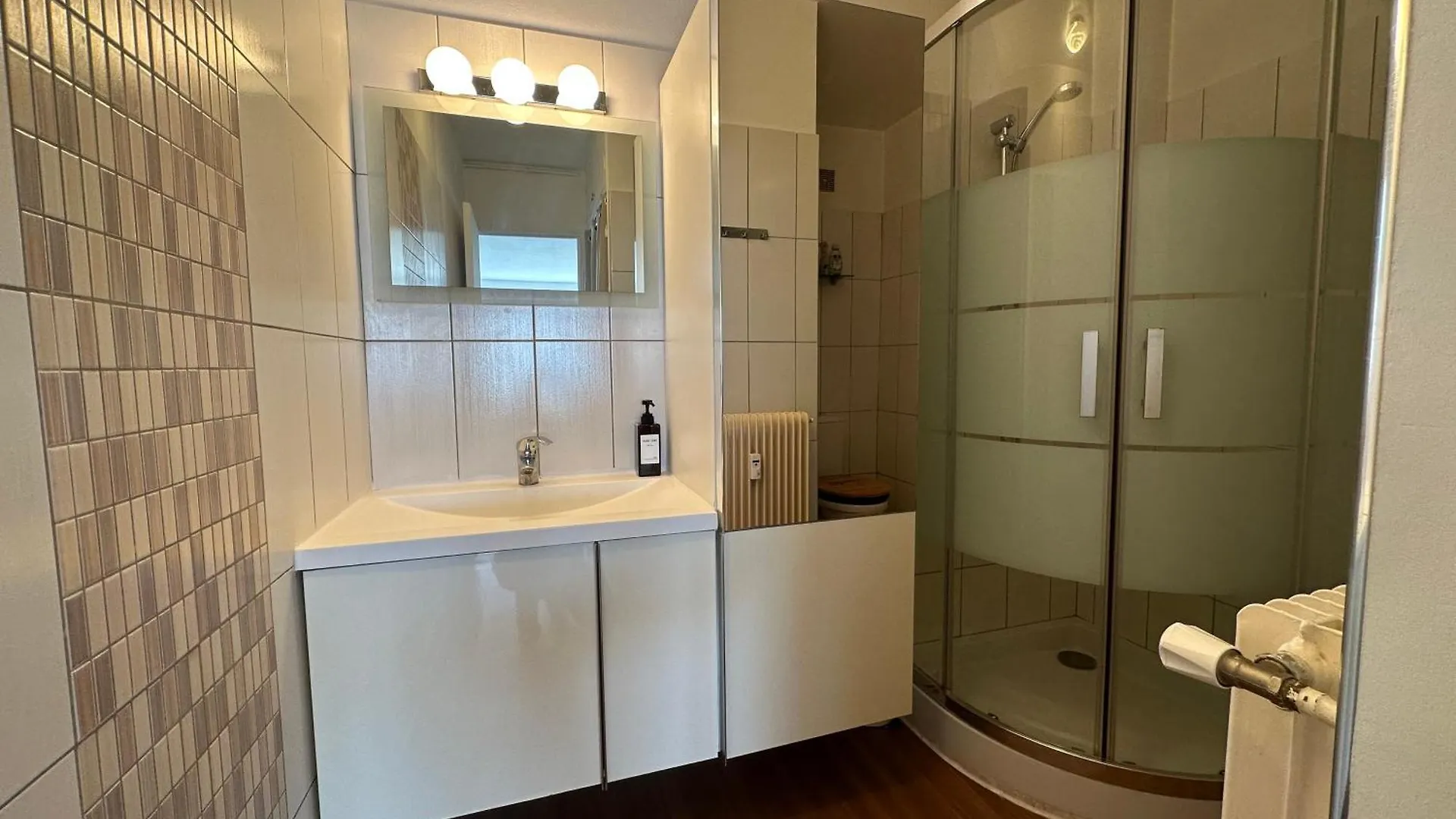 Le Hyerois Studio Hyères 0*,  França